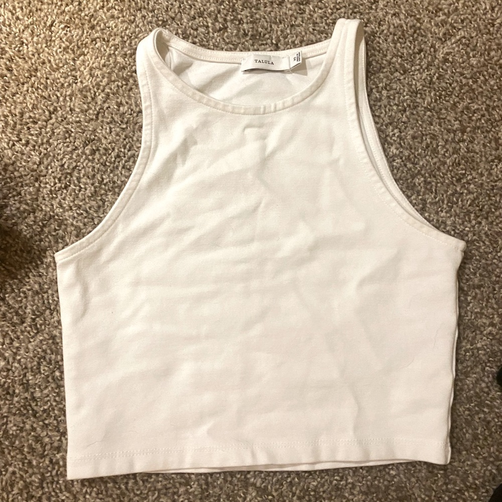 Aritzia tank XS EUC